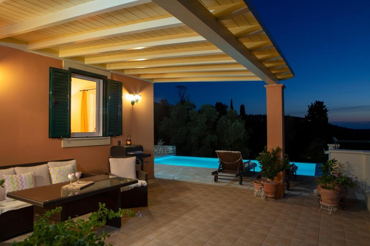 Villa Belvedere Rosa Tsoukaladhes Exterior photo